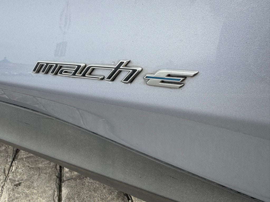 2022 Ford Mustang Mach-E Select