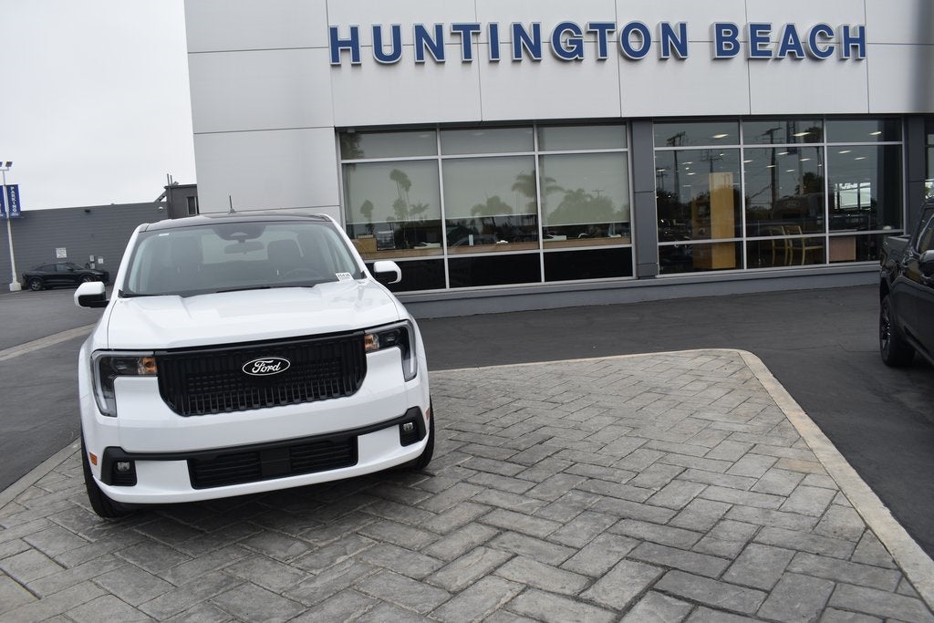 2025 Ford Maverick Lobo Standard