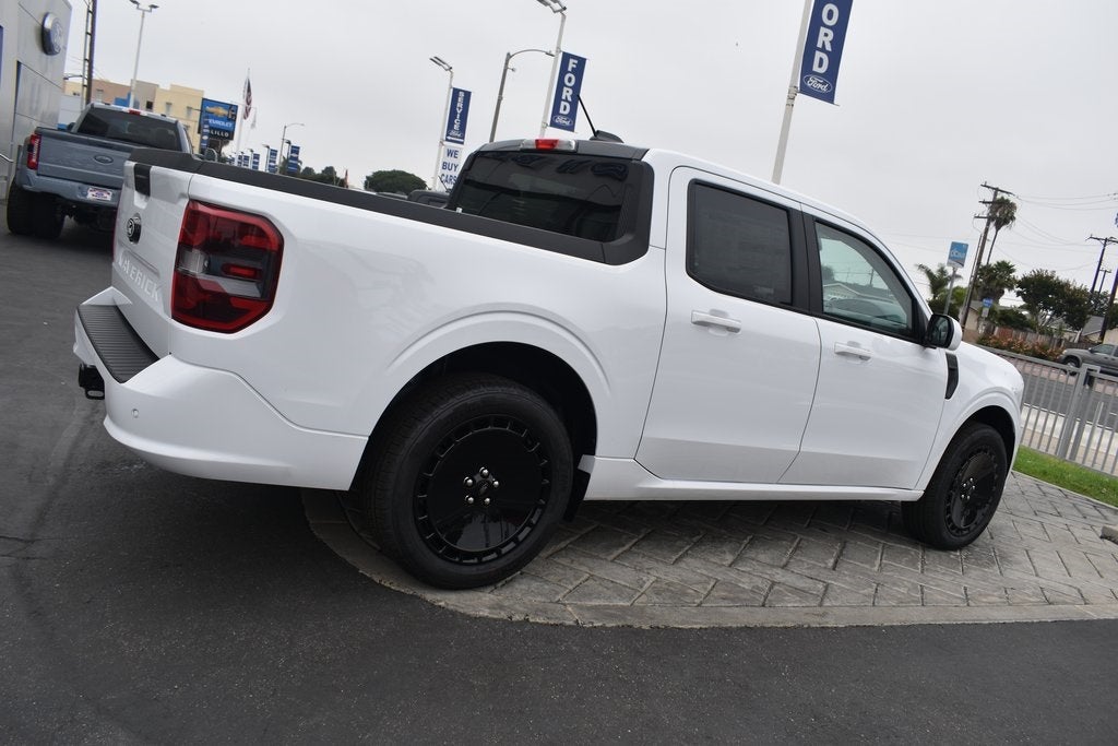 2025 Ford Maverick Lobo Standard