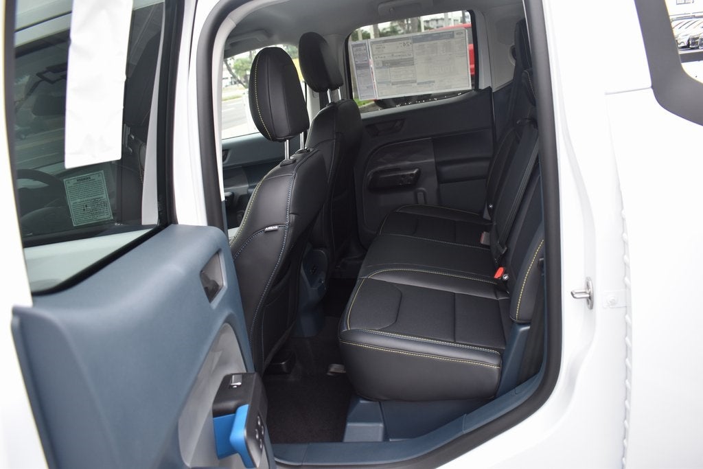 2025 Ford Maverick Lobo Standard