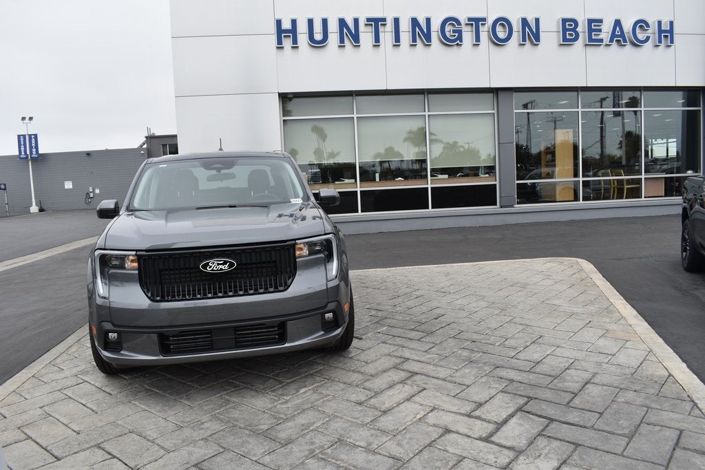 2025 Ford Maverick Lobo Standard