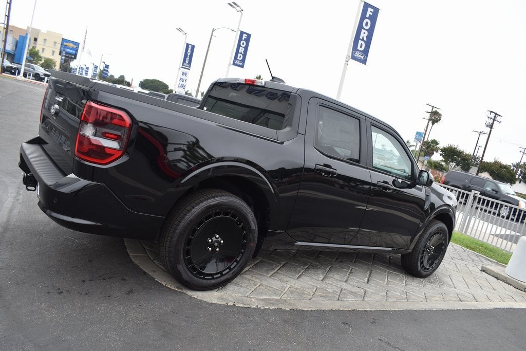 2025 Ford Maverick Lobo Standard