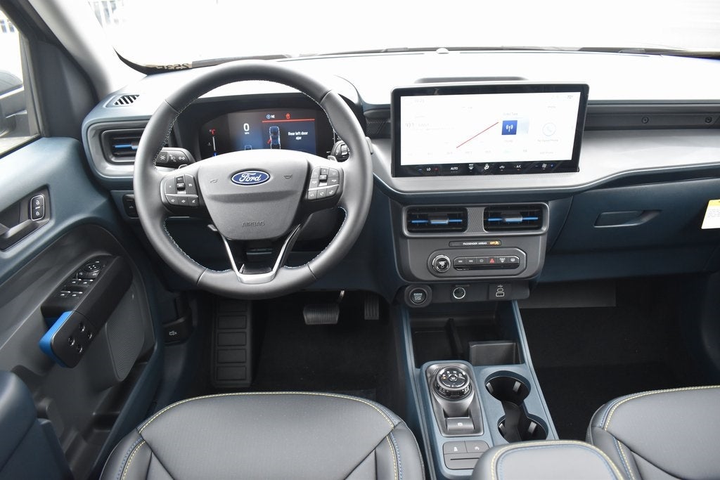 2025 Ford Maverick Lobo Standard