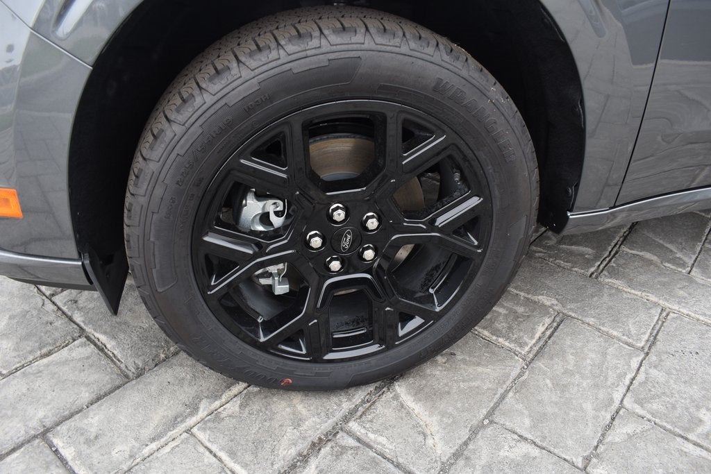 2025 Ford Maverick Lobo Standard