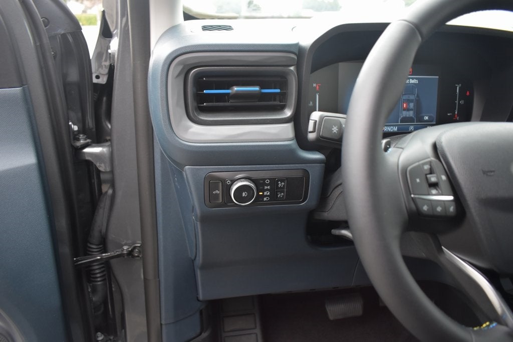 2025 Ford Maverick Lobo Standard