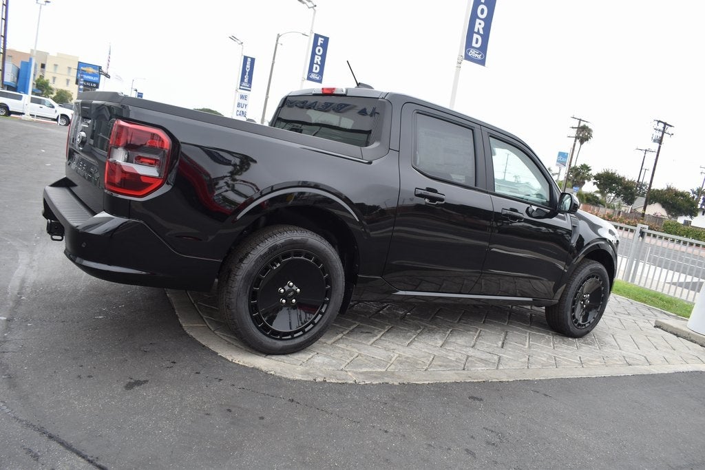 2025 Ford Maverick Lobo Standard