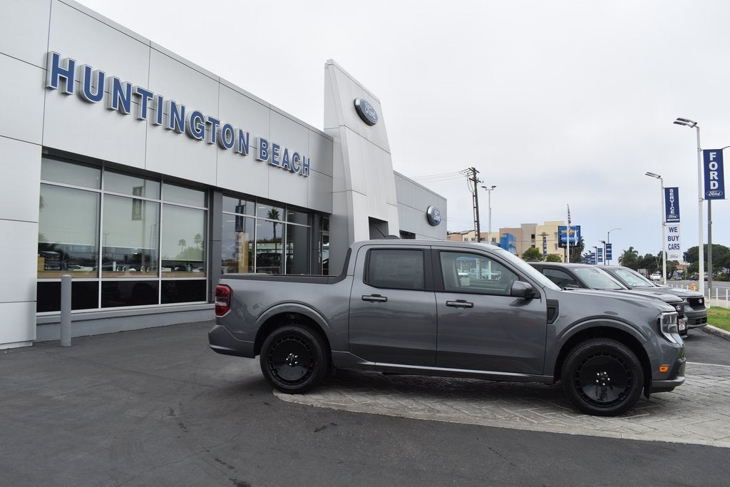 2025 Ford Maverick Lobo Standard