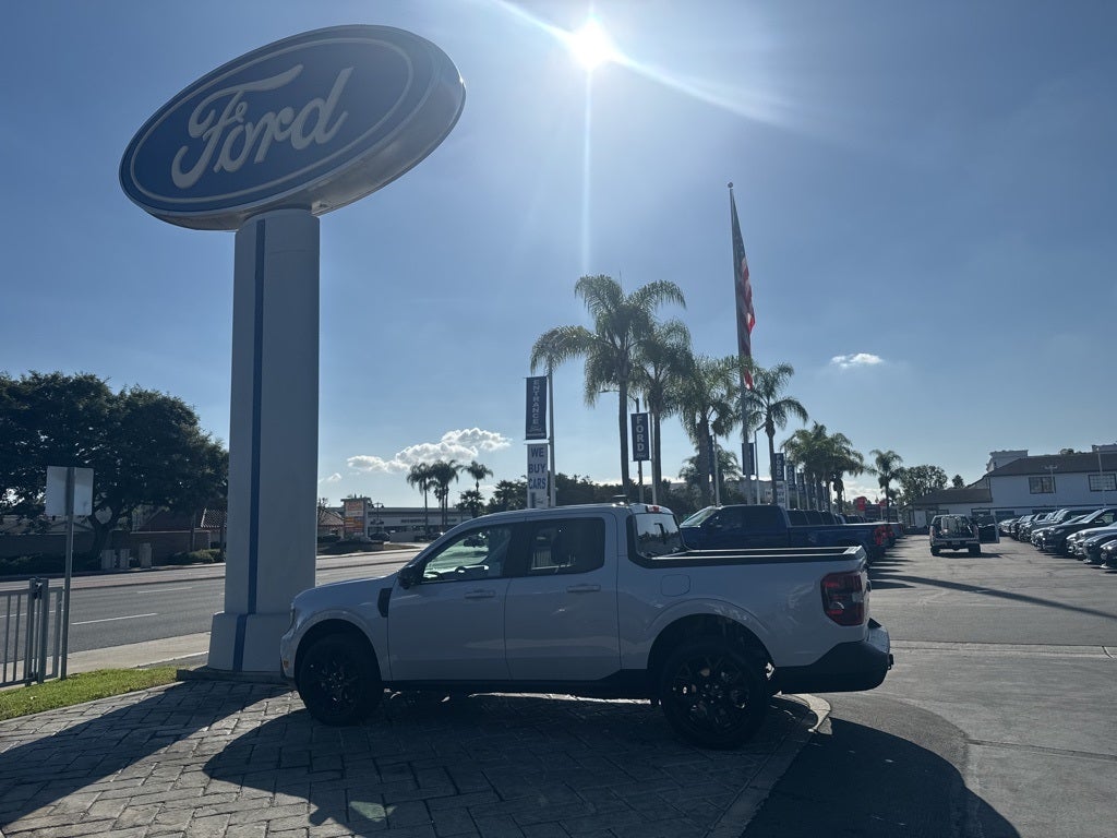 2025 Ford Maverick Lariat