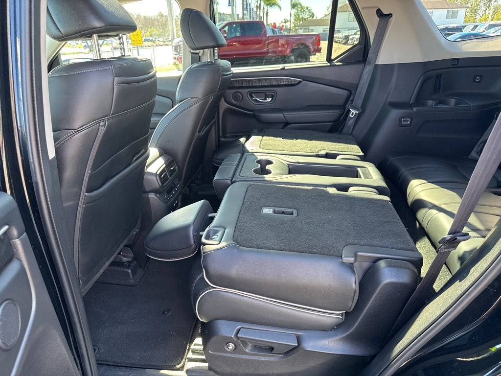 2023 Honda Pilot Elite