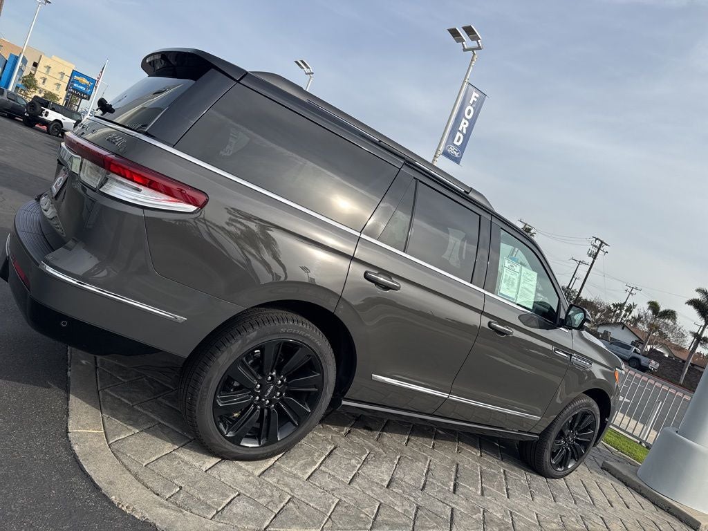 2024 Lincoln Navigator Black Label