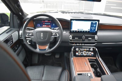 2024 Lincoln Navigator Black Label