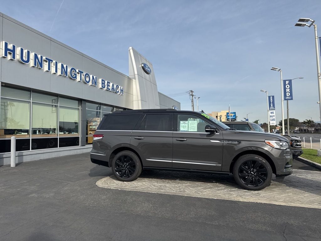 2024 Lincoln Navigator Black Label