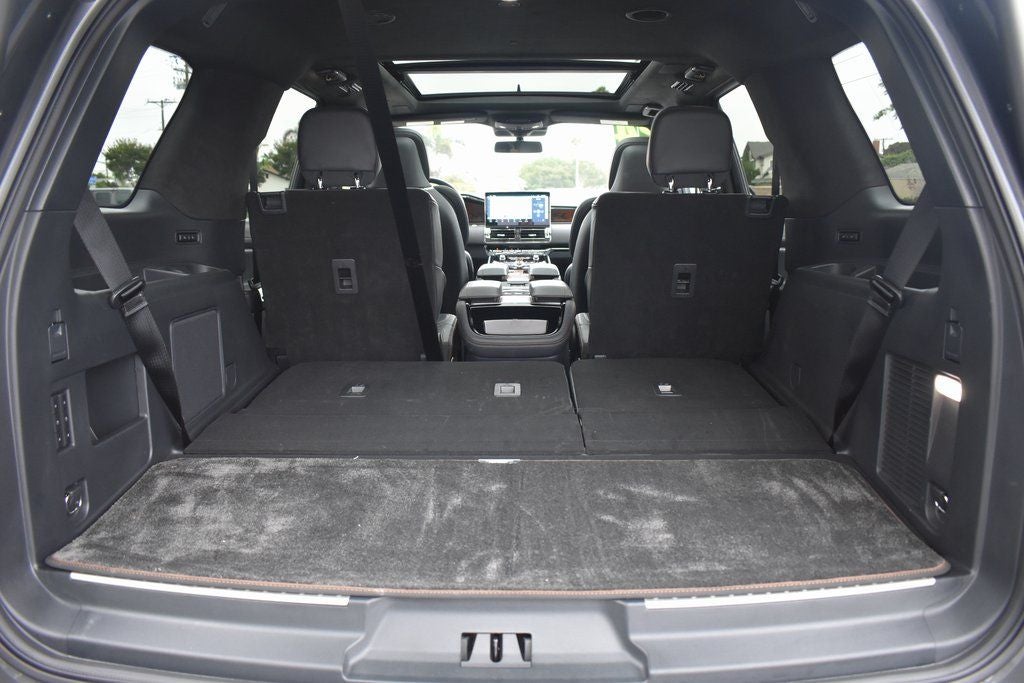 2024 Lincoln Navigator Black Label