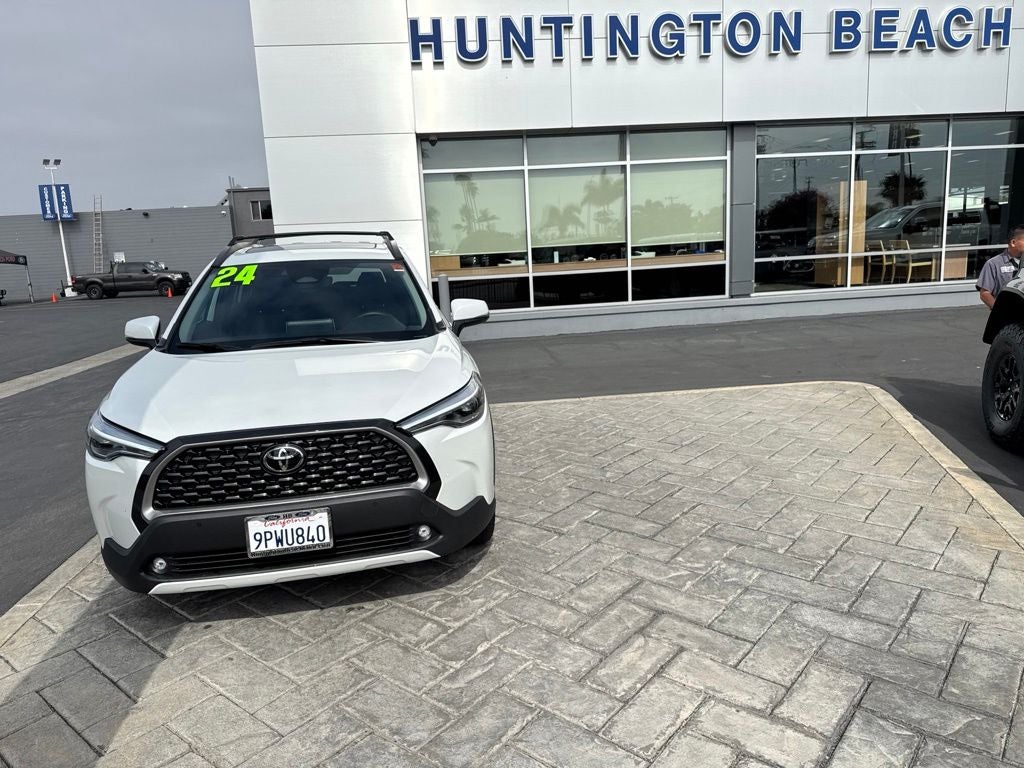 2024 Toyota Corolla Cross XLE