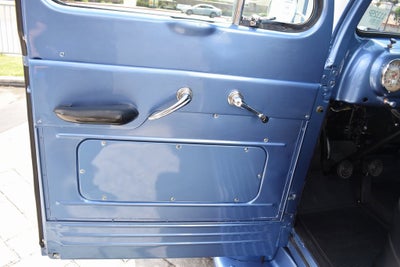 1951 Ford F-100 Base