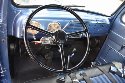 1951 Ford F-100 Base