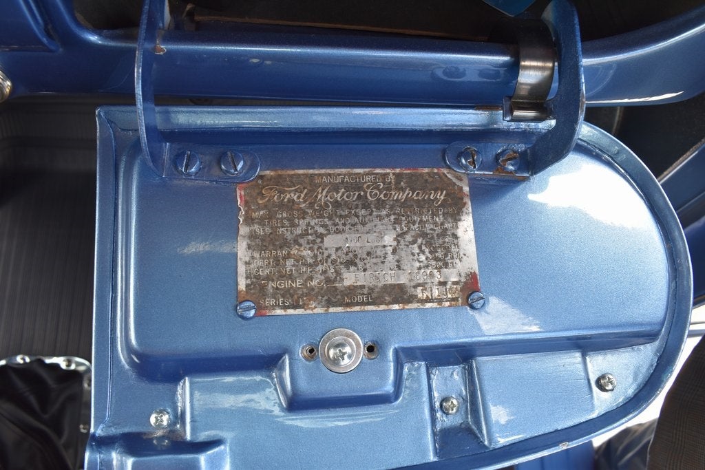 1951 Ford F-100 Base