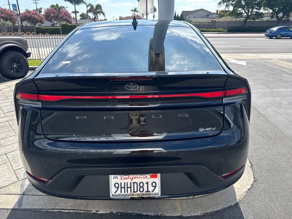 2023 Toyota Prius LE