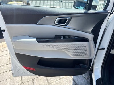 2023 Kia Carnival LX Seat Package