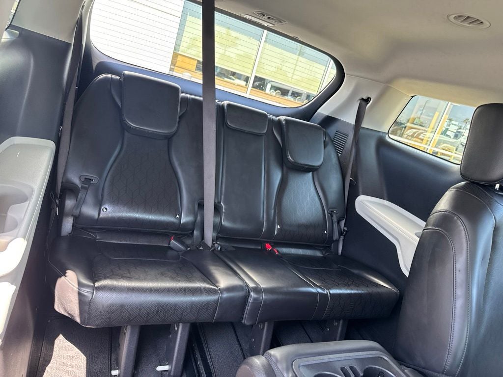2023 Kia Carnival LX Seat Package