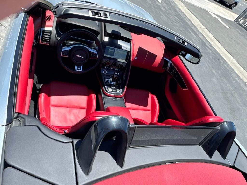 2022 Jaguar F-TYPE R