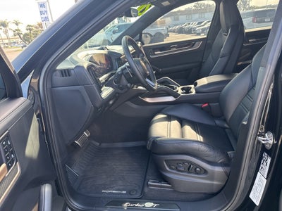 2024 Porsche Cayenne Coupe Turbo GT