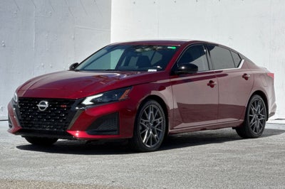 2023 Nissan Altima 2.0 SR