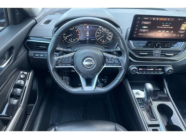 2023 Nissan Altima 2.0 SR