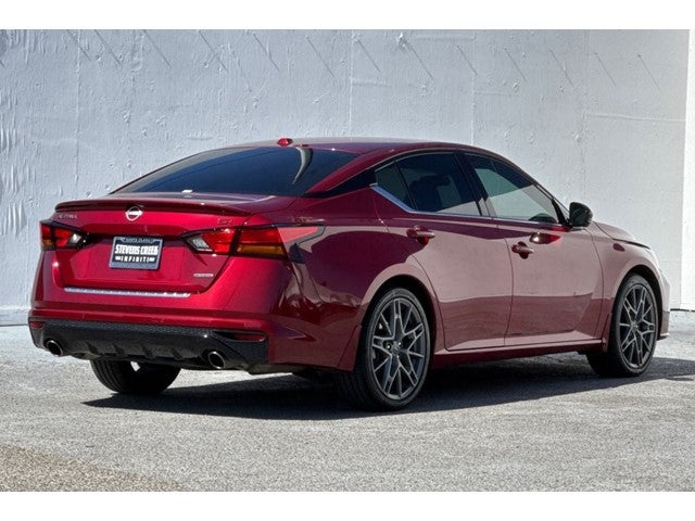 2023 Nissan Altima 2.0 SR