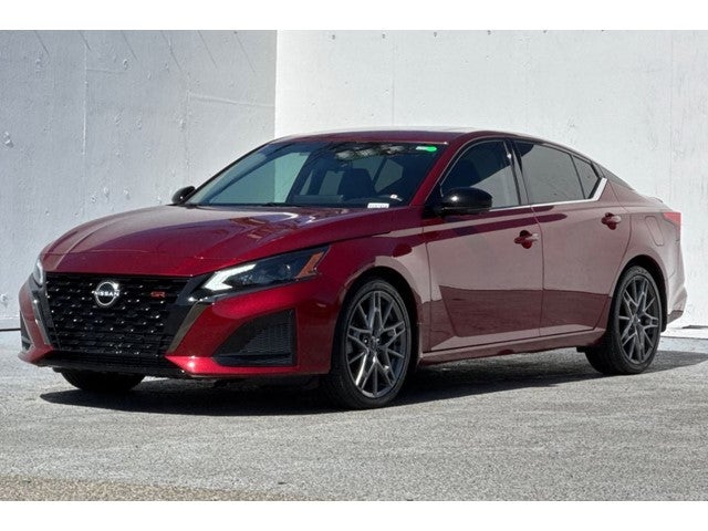 2023 Nissan Altima 2.0 SR