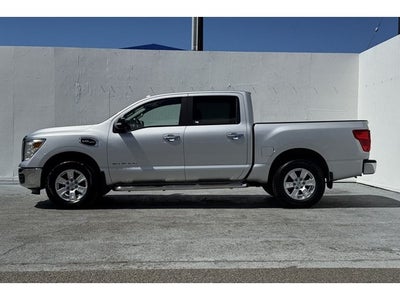 2017 Nissan Titan SV