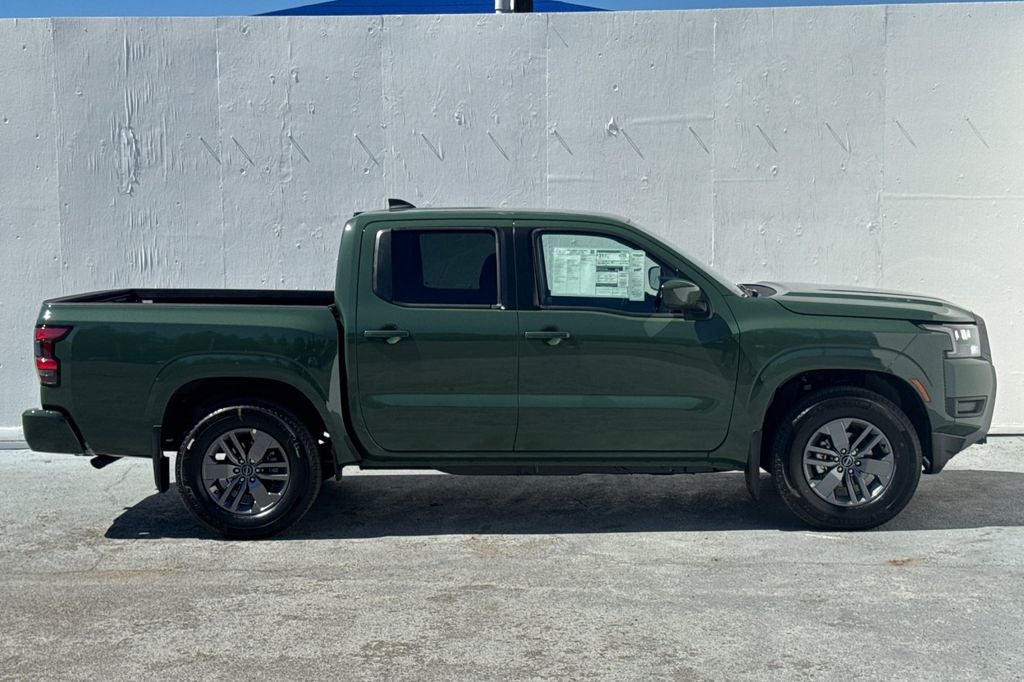 2026 Nissan Frontier Crew Cab SV