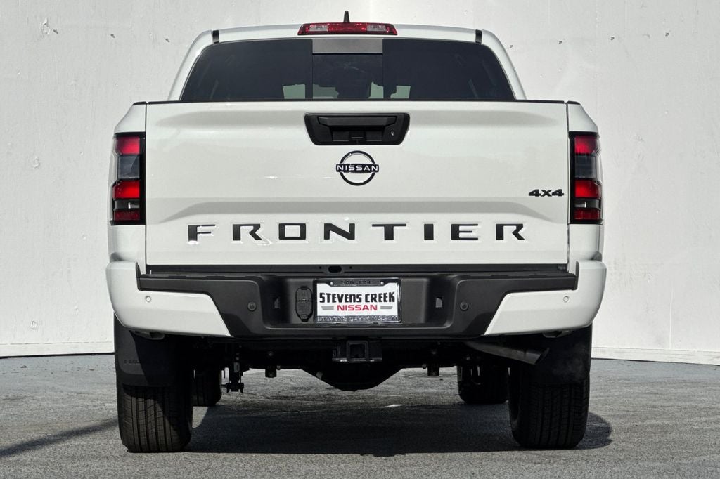2026 Nissan Frontier Crew Cab SV