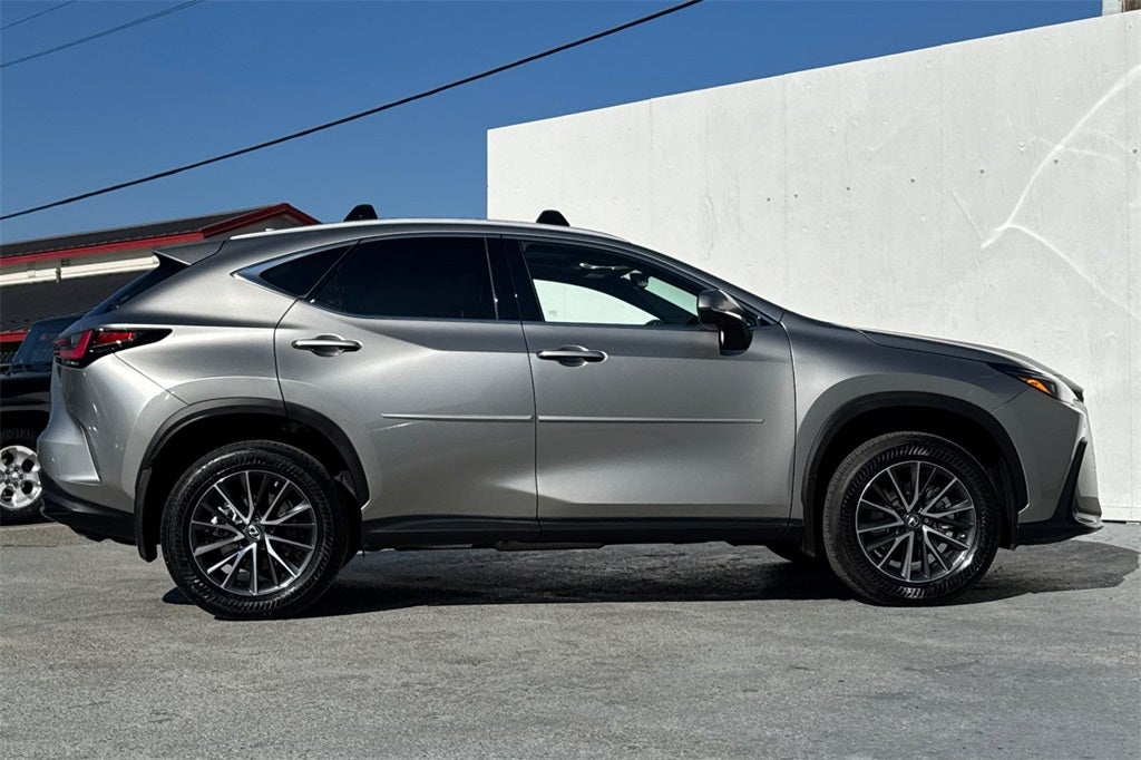 2023 Lexus NX 350h Premium