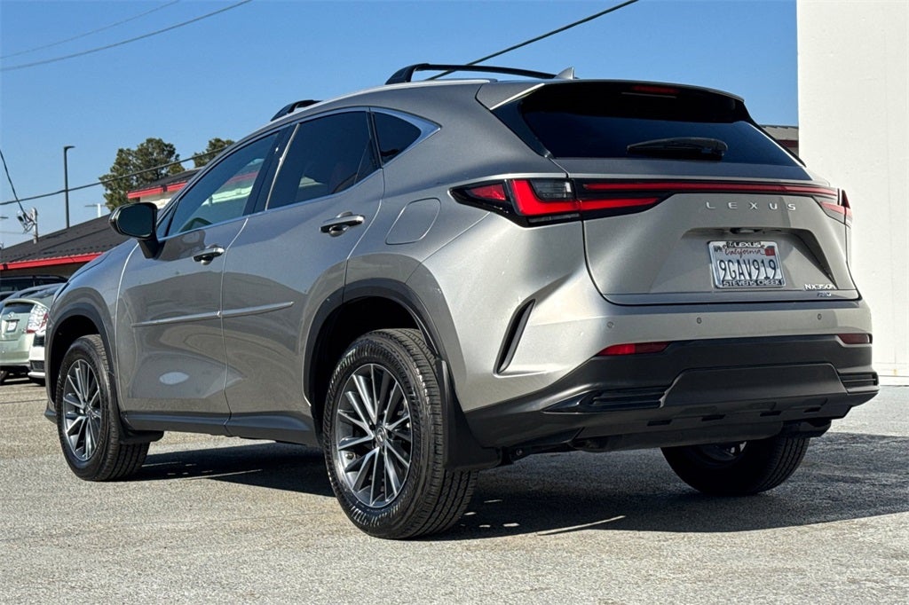 2023 Lexus NX 350h Premium