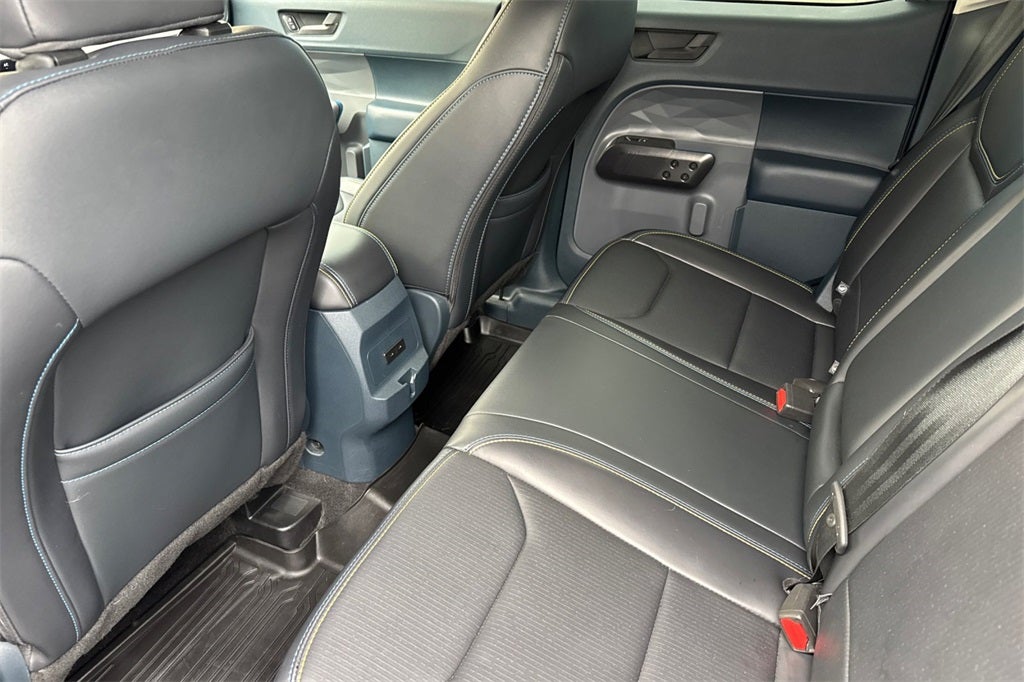 2025 Ford Maverick Lobo Standard