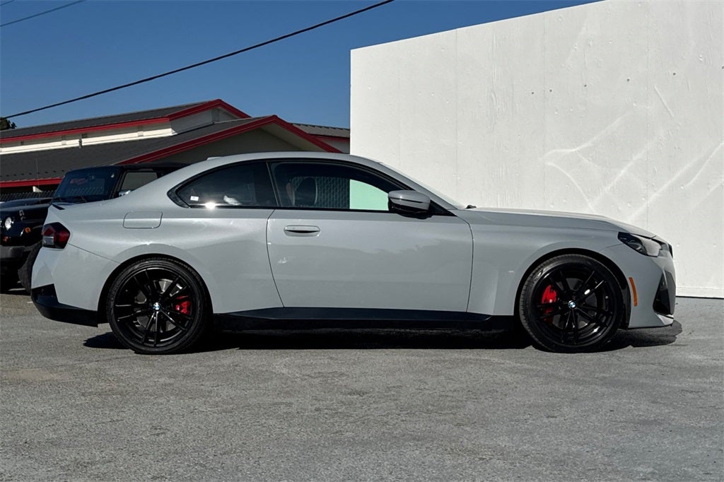 2023 BMW 2 Series 230i