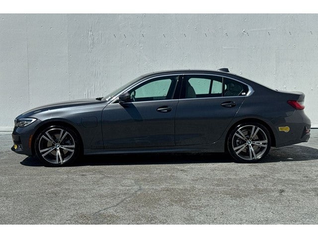 2021 BMW 3 Series 330e iPerformance