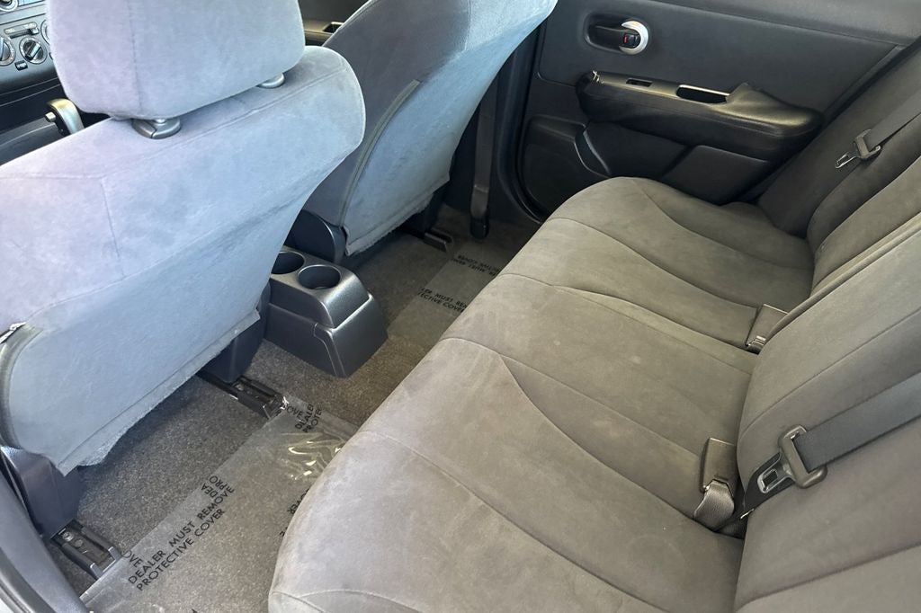 2009 Nissan Versa 1.8 S