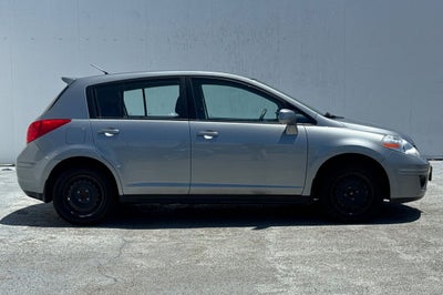 2009 Nissan Versa 1.8 S
