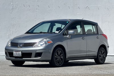 2009 Nissan Versa 1.8 S