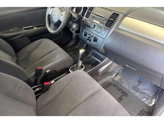 2009 Nissan Versa 1.8 S