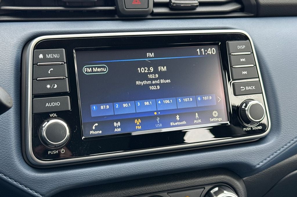 2025 Nissan Versa SV