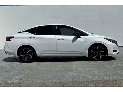 2023 Nissan Versa 1.6 SR