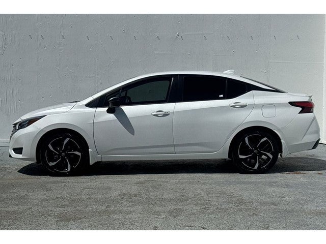 2023 Nissan Versa 1.6 SR