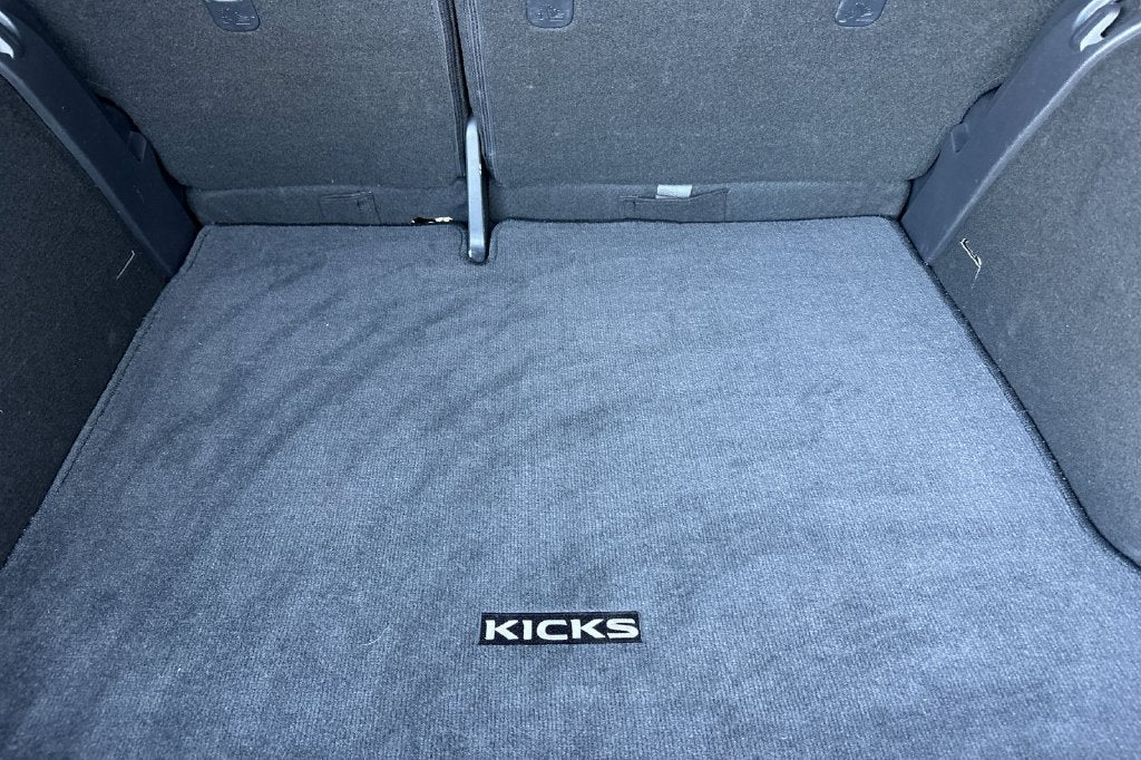 2019 Nissan Kicks SR