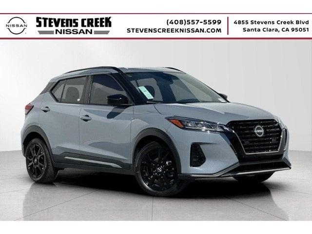2023 Nissan Kicks SR