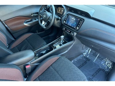 2023 Nissan Kicks SR