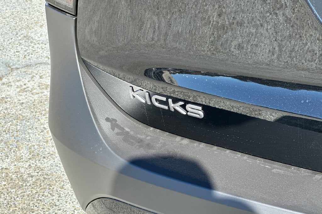 2027 Nissan Kicks S