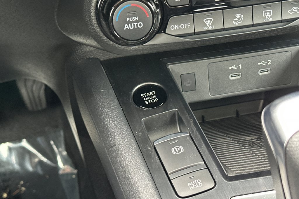 2027 Nissan Kicks SV